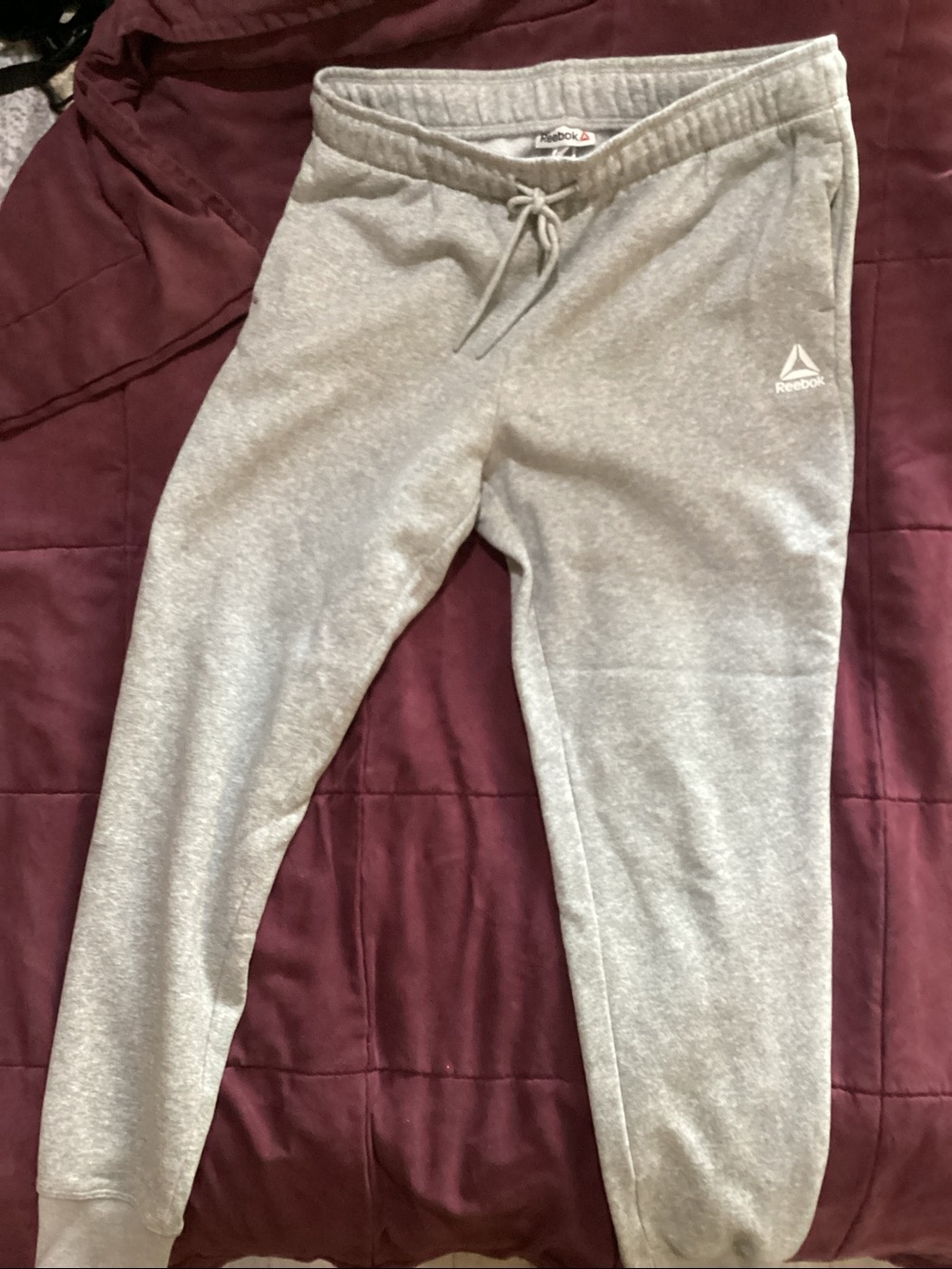 Reebok women’s Heather, gray jogger sweatpants pants - Picture 4 of 5